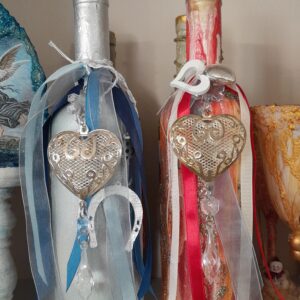 Χειροποίητα Διακοσμητικά Μπουκάλια με Κορδέλες και Καρδιά | Ιδανικά για Ρομαντική Διακόσμηση