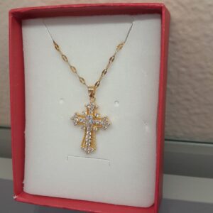 Ατσάλινος Σταυρός με Ζιργκόν | Κομψό και Διαχρονικό Κόσμημα